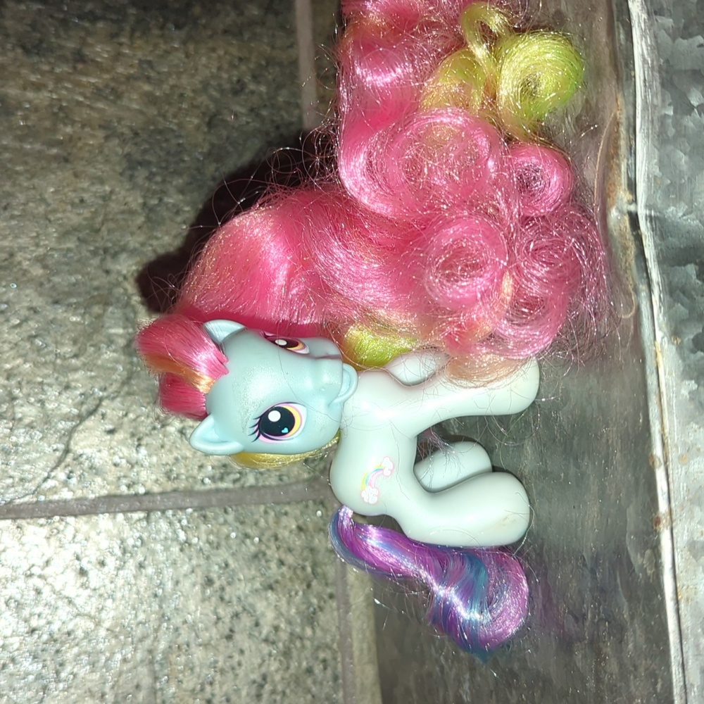 My Little Pony G-3 Rainbow Dash with extra long Rainbow Mane , 2008, Rare